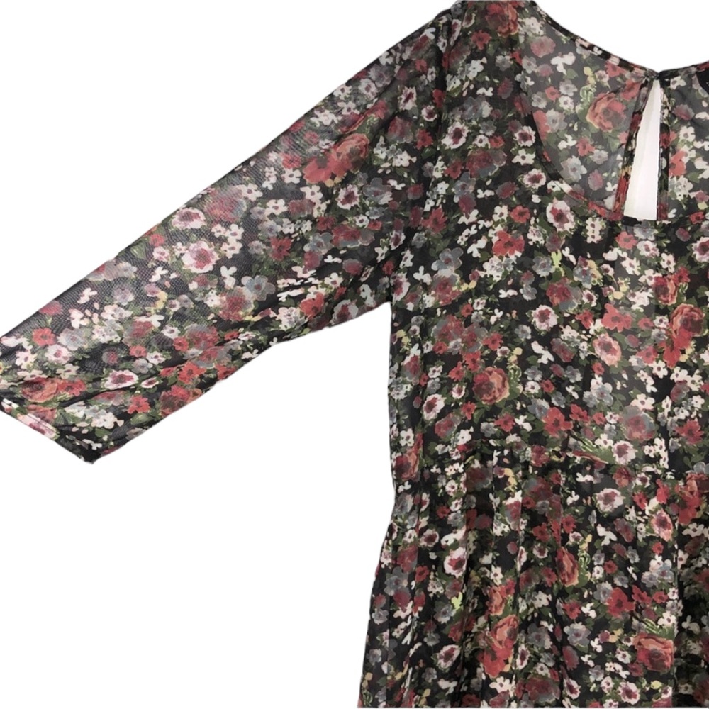 Full Tilt Floral Sheer Hi-Low Boho Style Top/Blouse Back Opening/Cutout Size M - Picture 5 of 13